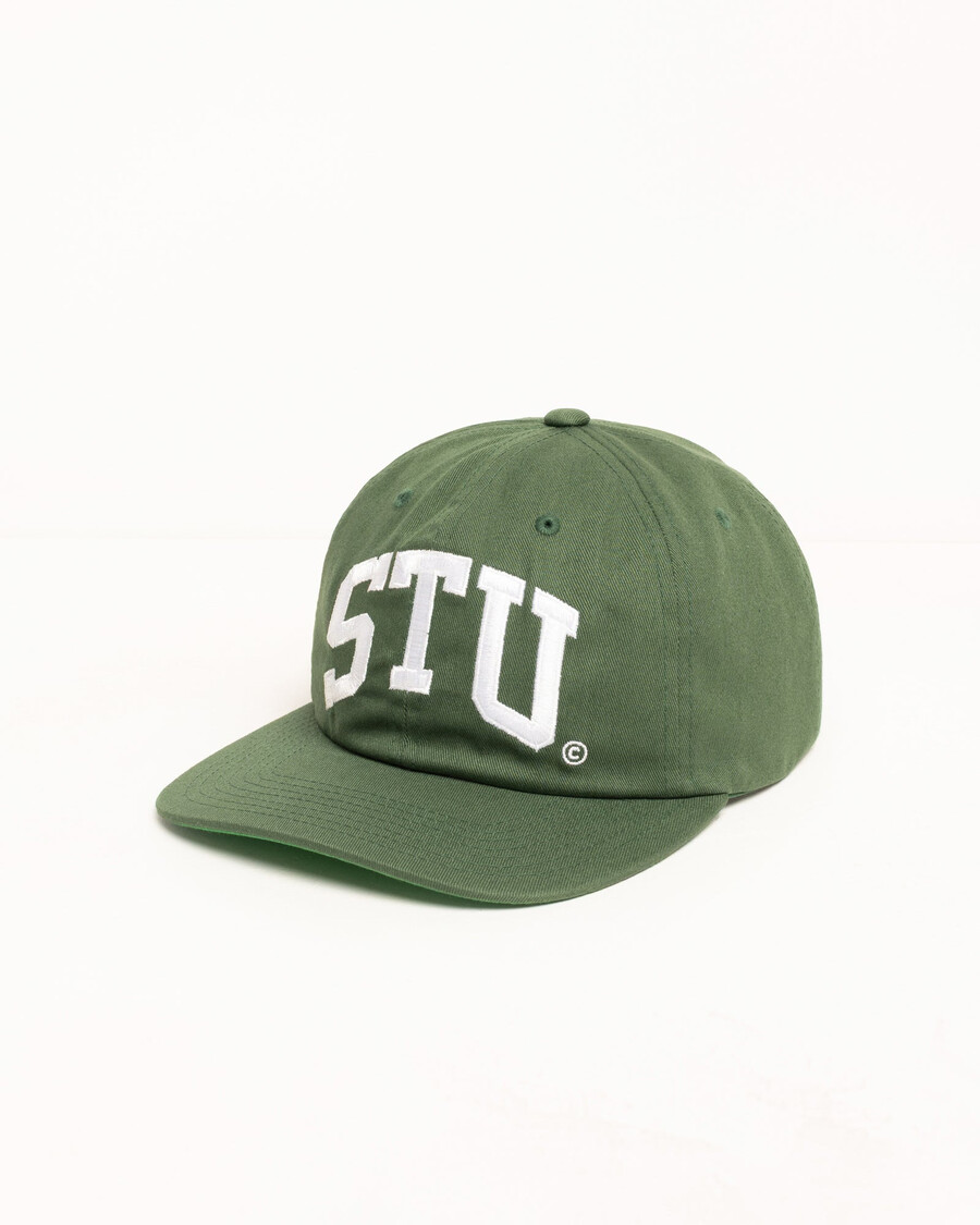 gorra con correa trasera stu arch