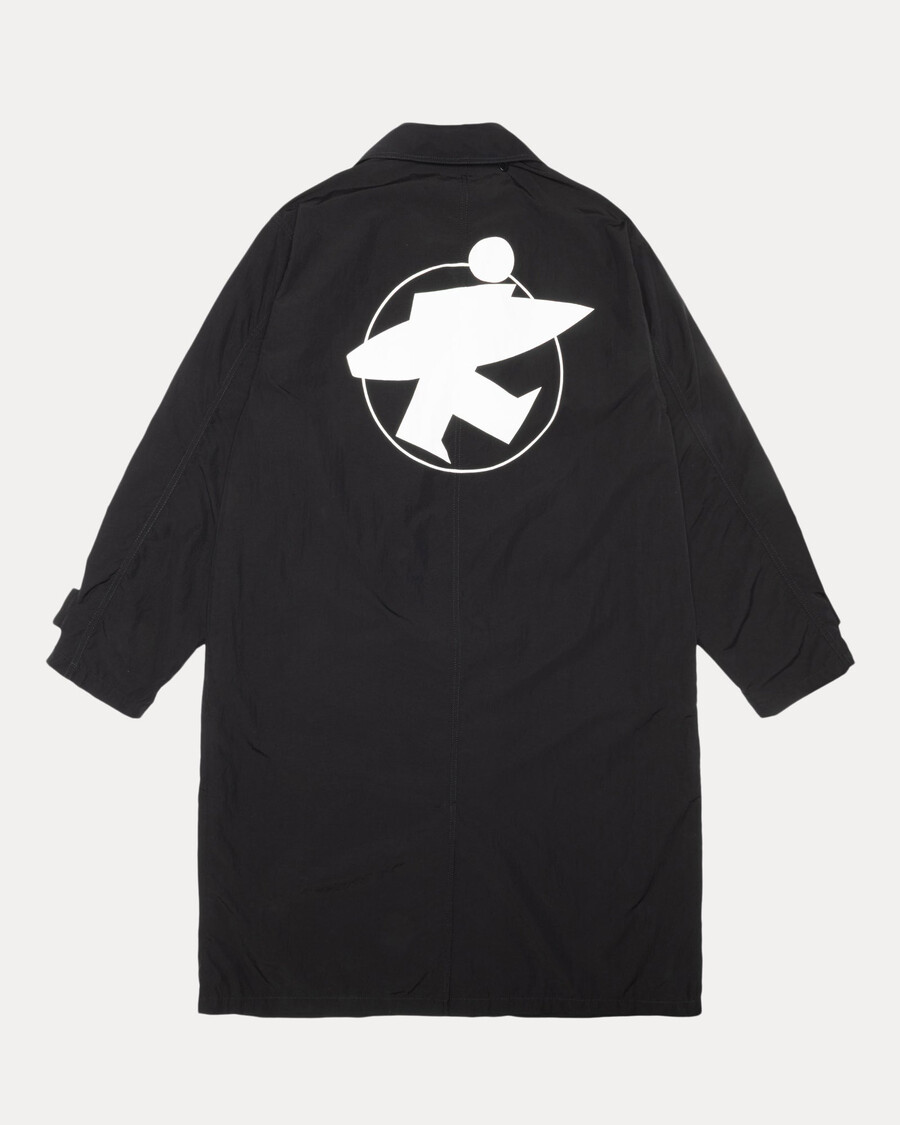 trench ligero para surfistas