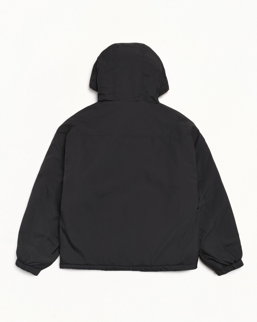 chaqueta con capucha aislante