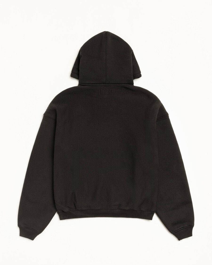 sudadera con capucha y parche de satén